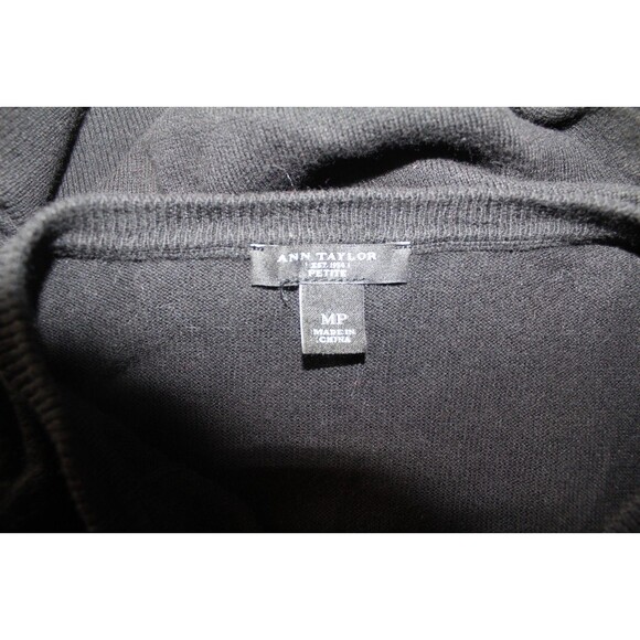 Ann Taylor Women's Short Sleeve Button Front Black Cardigan Sweater PM - Picture 4 of 4